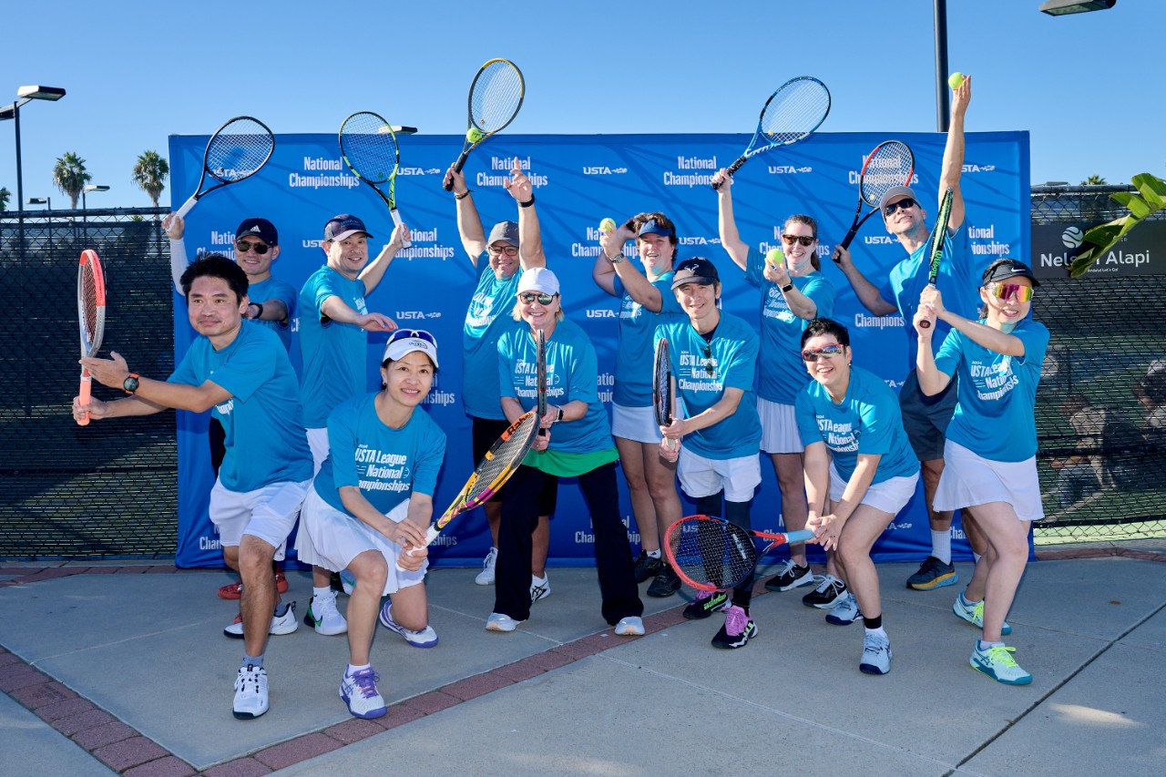 Team photo during the 2024 USTA League National Championships Mixed 40 & Over 6.0/8.0 on Friday, Nov. 08, 2024 at the Barnes Tennis Center in San Diego, California. (Photo by Tom OConnor/USTA)