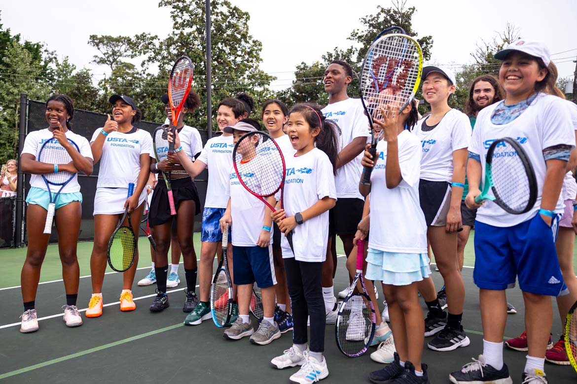 Kids take part in a USTA Foundation clinic. Photo by Annie Mulligan/USTA.